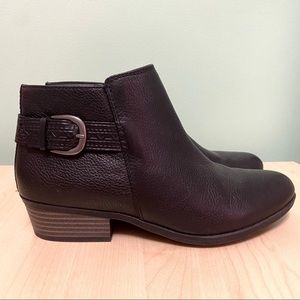 Clarks Addiy Kara Black Leather Ankle Boot Bootie 8.5